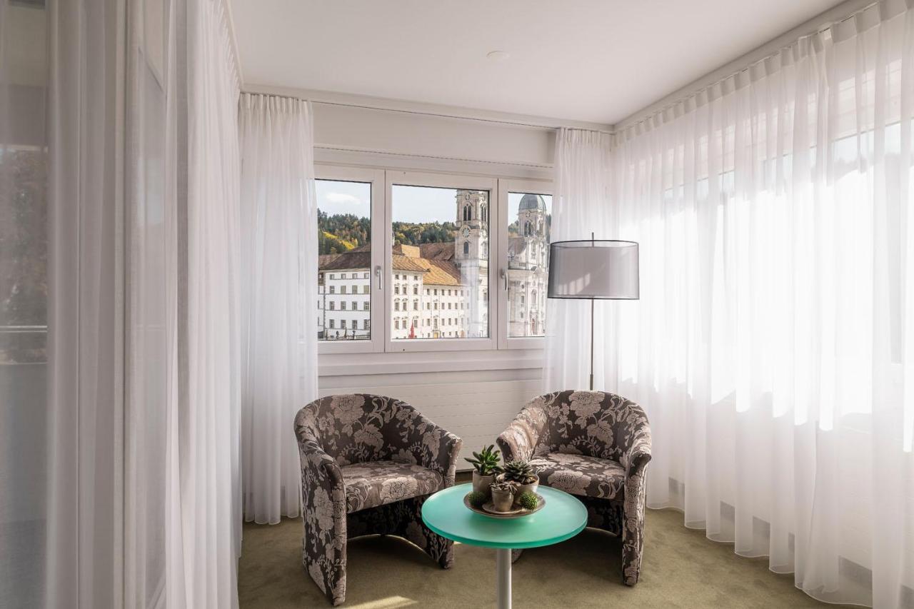 Hotel Drei Koenige Einsiedeln Bagian luar foto